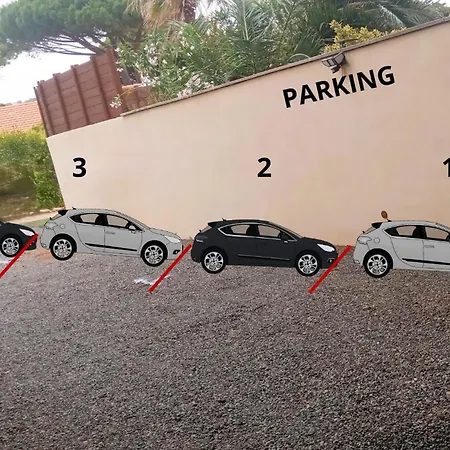 Mini Cocon De 20m2 Au Reve D'azur De La Nartelle Avec 1 Et Sdb, 1 Salon Avec Kitchenette, Terrasse, Piscine Partagee, Parking Et Bbq * Sainte-Maxime