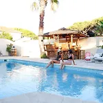 T2 - Reve D'azur 20m2 Bord De Mer- De La Nartelle- Maxime - Piscine Partagee - Parking - Bbq - Draps Inclus Sainte-Maxime