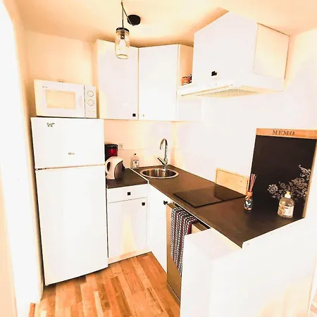 Апартаменты T2 - Reve D'azur 20m2 Bord De - Piscine Partagee - Parking - Bbq - Draps Inclus *