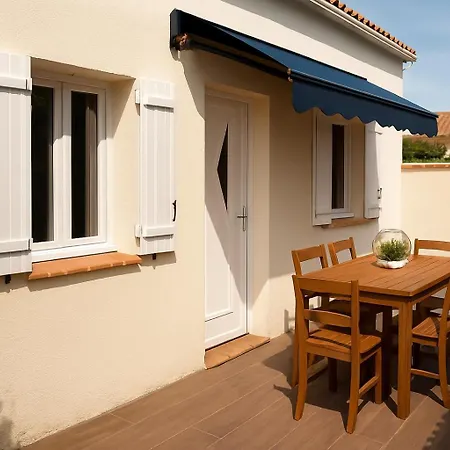 T2- 20m2 -plage De La Nartelle A 200m -piscine Au Sel - Parking - Bbq - Sejour Calme & Detente- Check-in De 15h A 20h Maximum- Propriete Le Reve D'azur Maxime דירה סן-מקסים