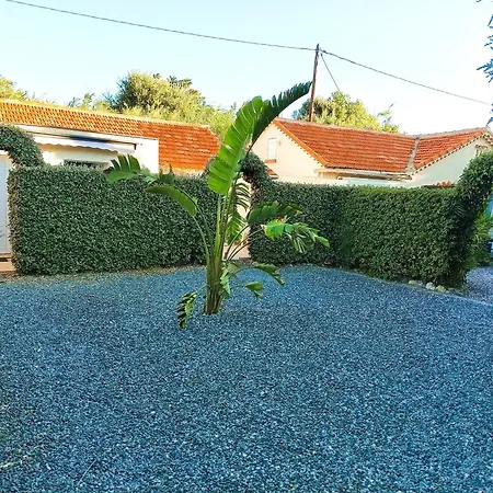 T2 - Reve D'azur 20m2 Bord De - Piscine Partagee - Parking - Bbq - Draps Inclus Апартаменты