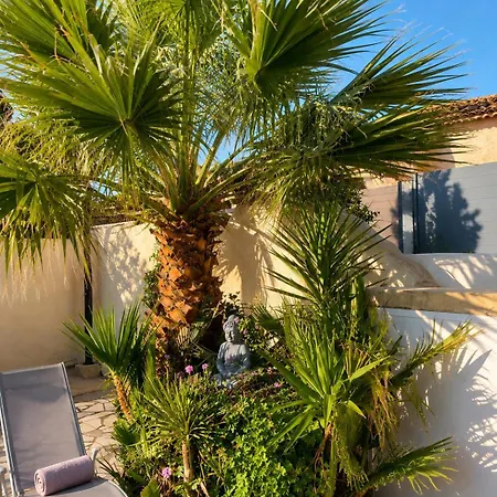 T2- 20m2 -plage De La Nartelle A 200m -piscine Au Sel - Parking - Bbq - Sejour Calme & Detente- Check-in De 15h A 20h Maximum- Propriete Le Reve D'azur Maxime דירה סן-מקסים